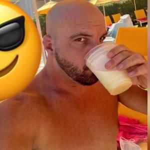 Meet your Posher, Erez